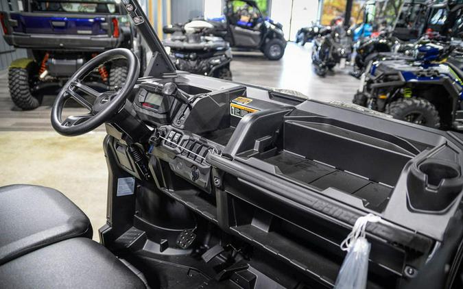 2025 Can-Am Defender DPS HD7