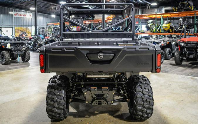 2025 Can-Am Defender DPS HD7