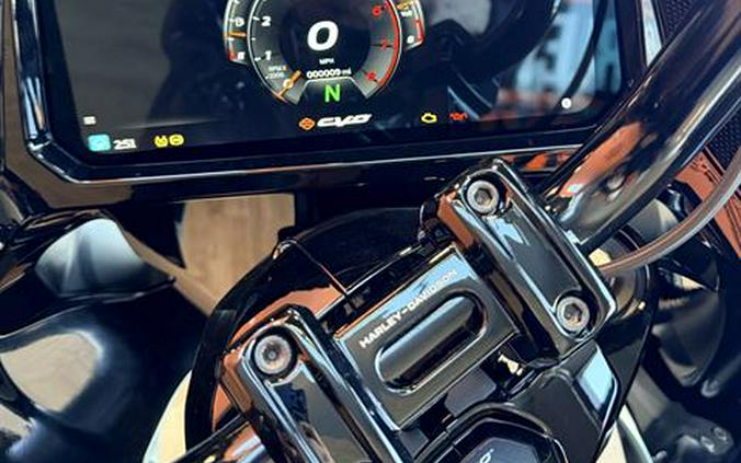 2025 Harley-Davidson CVO™ Road Glide® ST