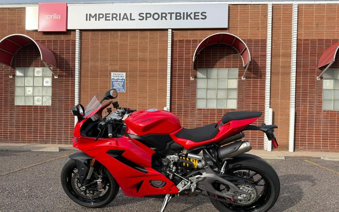 2025 Ducati Panigale V2