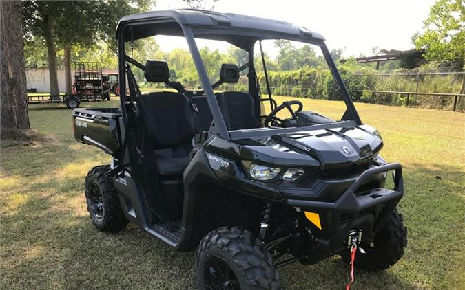 2025 CAN-AM Defender XT HD10