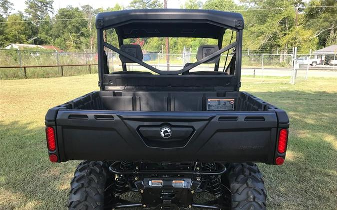 2025 CAN-AM Defender XT HD10