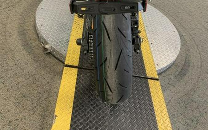 2025 Kawasaki Ninja® 650 KRT Edition ABS