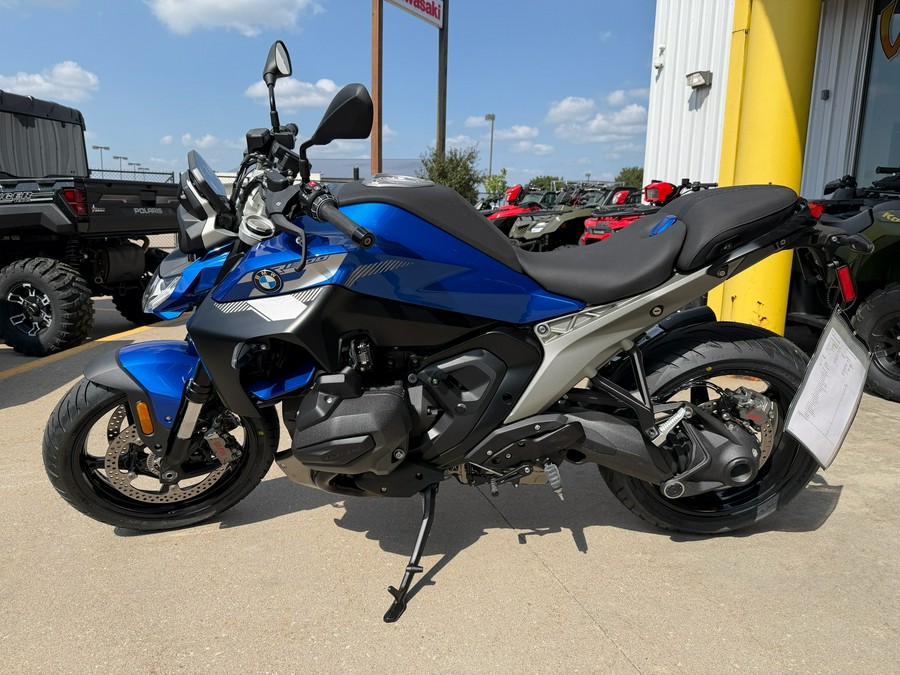 2026 BMW R 1300 R