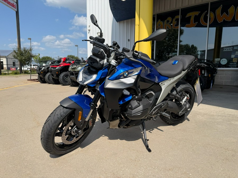 2026 BMW R 1300 R