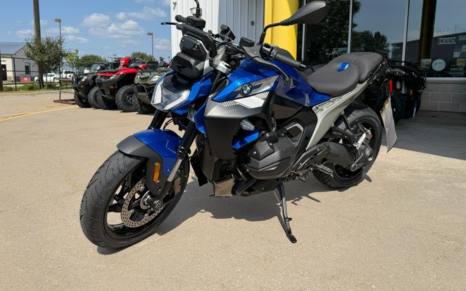2026 BMW R 1300 R