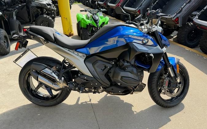 2026 BMW R 1300 R