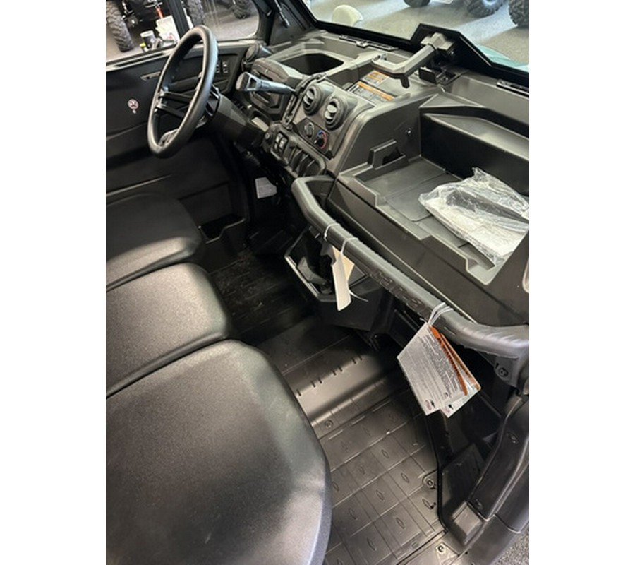 2026 Can-Am Defender DPS CAB HD9 Compass Green