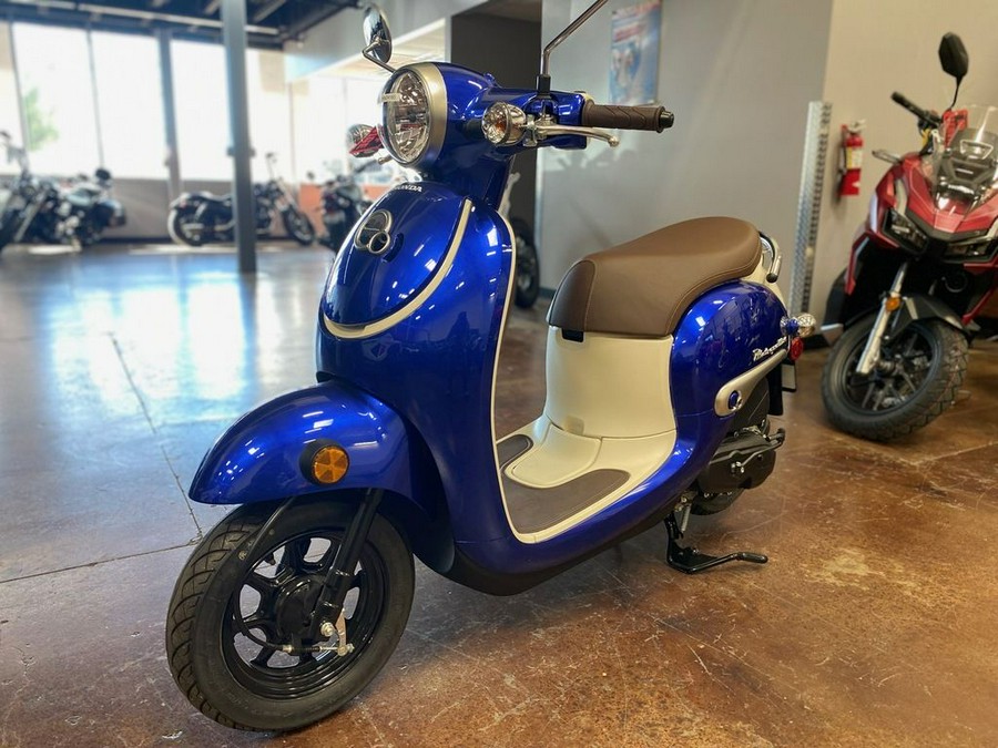 2023 Honda® Metropolitan