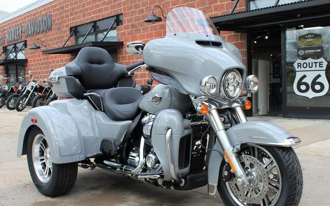 2024 Harley-Davidson® FLHTCUTG - Tri Glide® Ultra