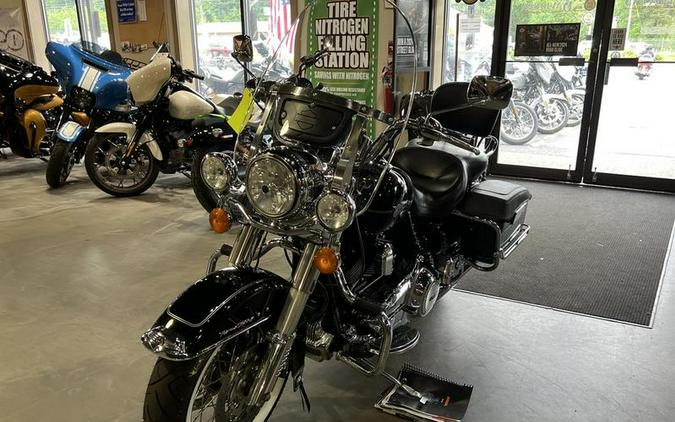 2012 Harley-Davidson® FLHRC - Road King® Classic