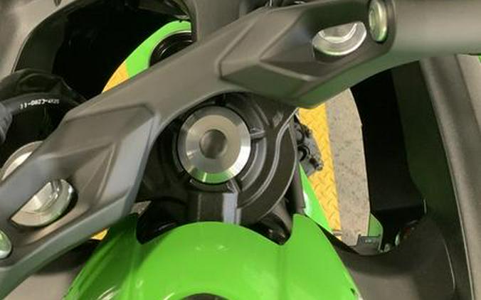 2025 Kawasaki Ninja® 650 KRT Edition ABS