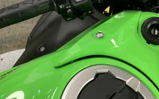 2025 Kawasaki Ninja® 650 KRT Edition ABS