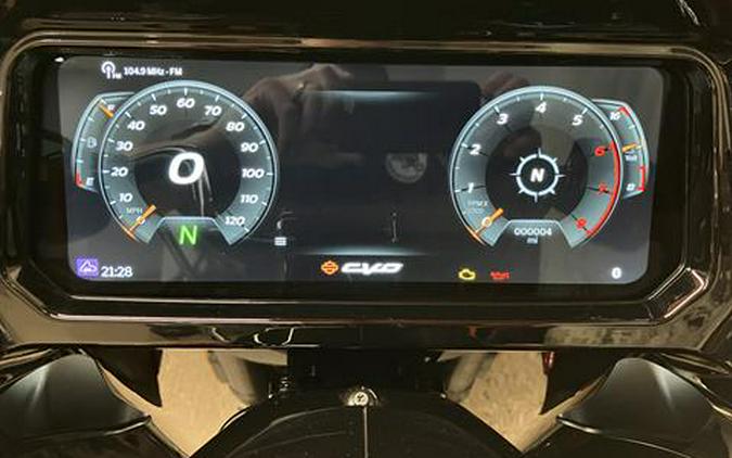 2025 Harley-Davidson CVO™ Road Glide® ST