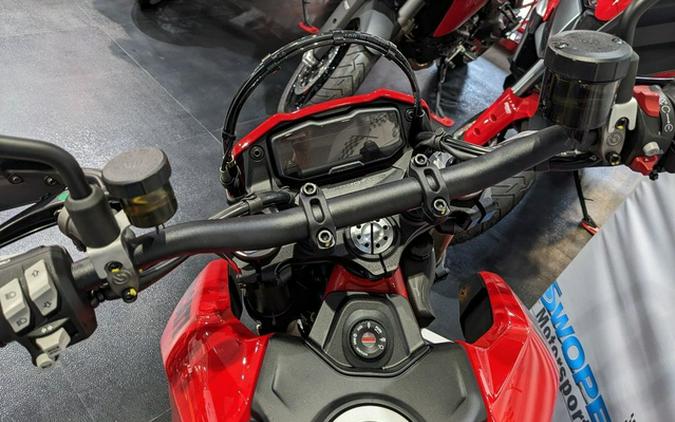 2026 Ducati HYPERMOTARD 698