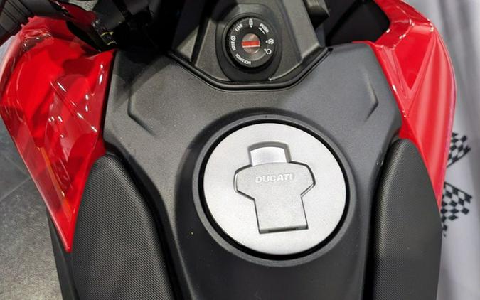 2026 Ducati HYPERMOTARD 698