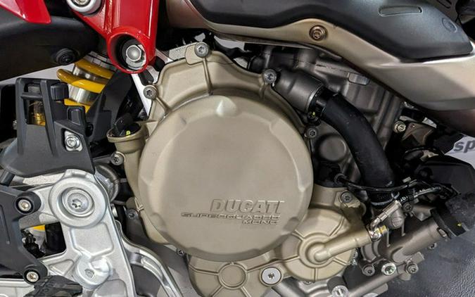 2026 Ducati HYPERMOTARD 698