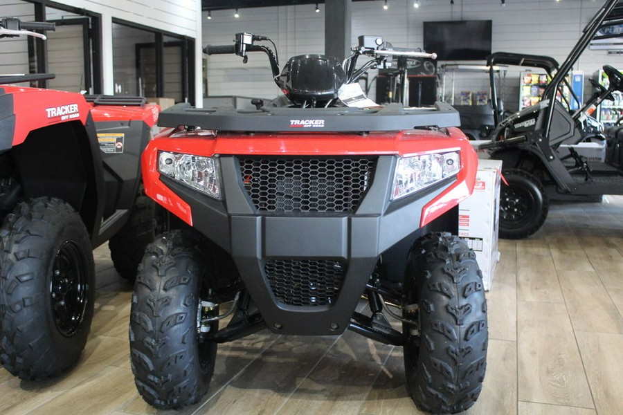 2022 TRACKER® 300 2x4