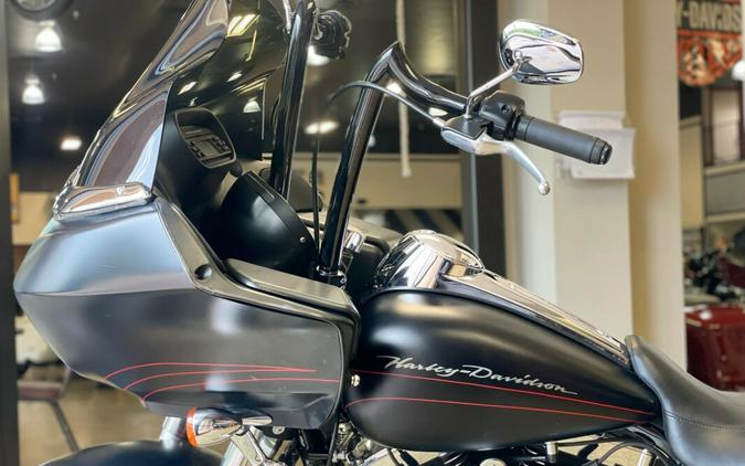 2011 Harley-Davidson Road Glide Custom Black Denim