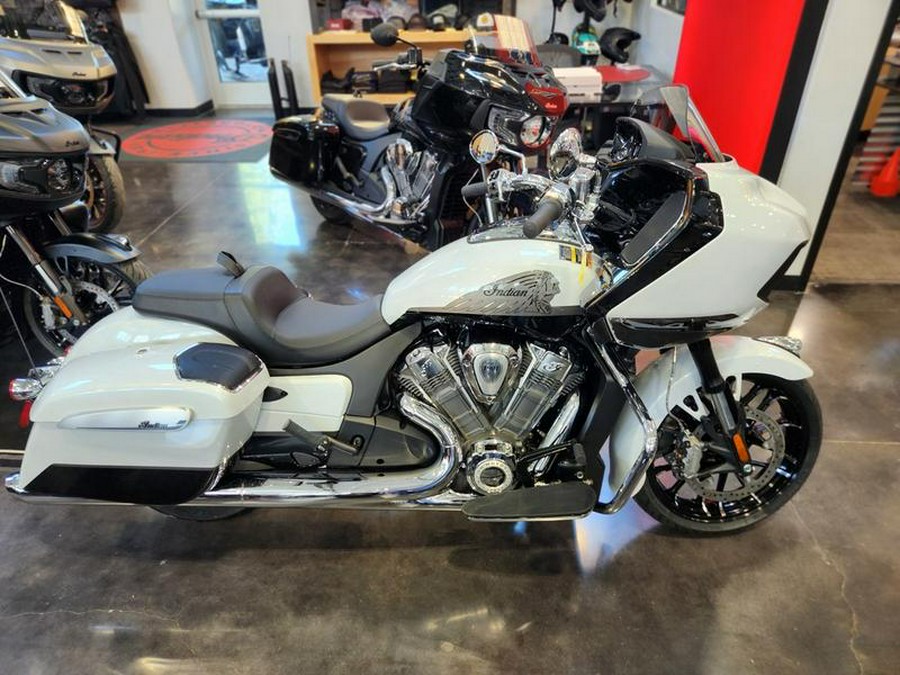 2024 Indian Motorcycle® Challenger® Limited with PowerBand Audio Package Ghost White Metallic