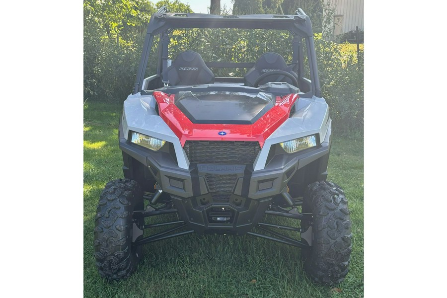 2025 Polaris Industries GENERAL 1000 SPORT