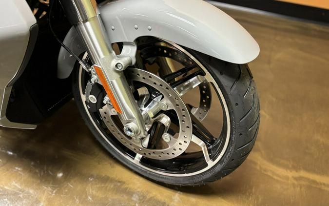 FLHXU 2025 Street Glide™ Ultra