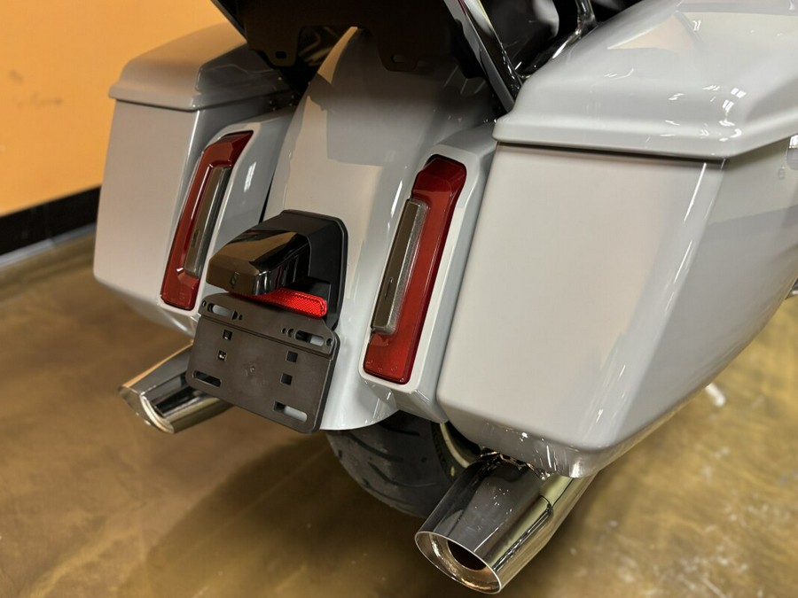 FLHXU 2025 Street Glide™ Ultra