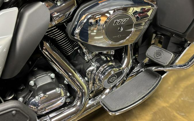 FLHXU 2025 Street Glide™ Ultra