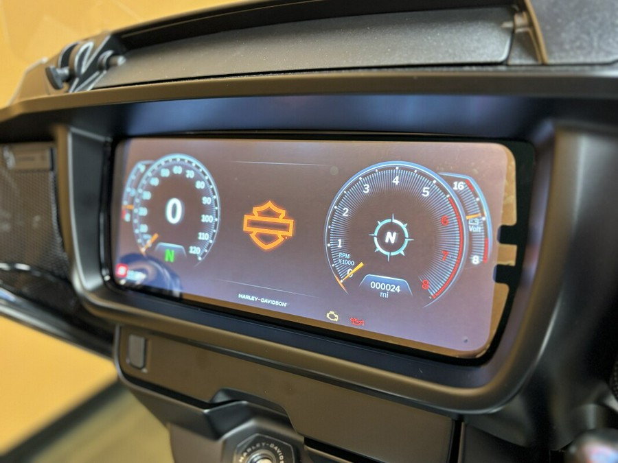 FLHXU 2025 Street Glide™ Ultra