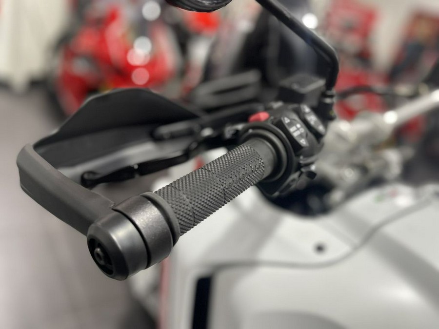 2025 Ducati DesertX DEMO - 012043