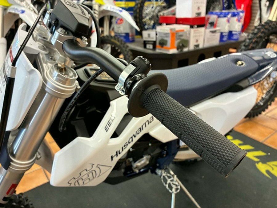2027 Husqvarna Motorcycles EE 5