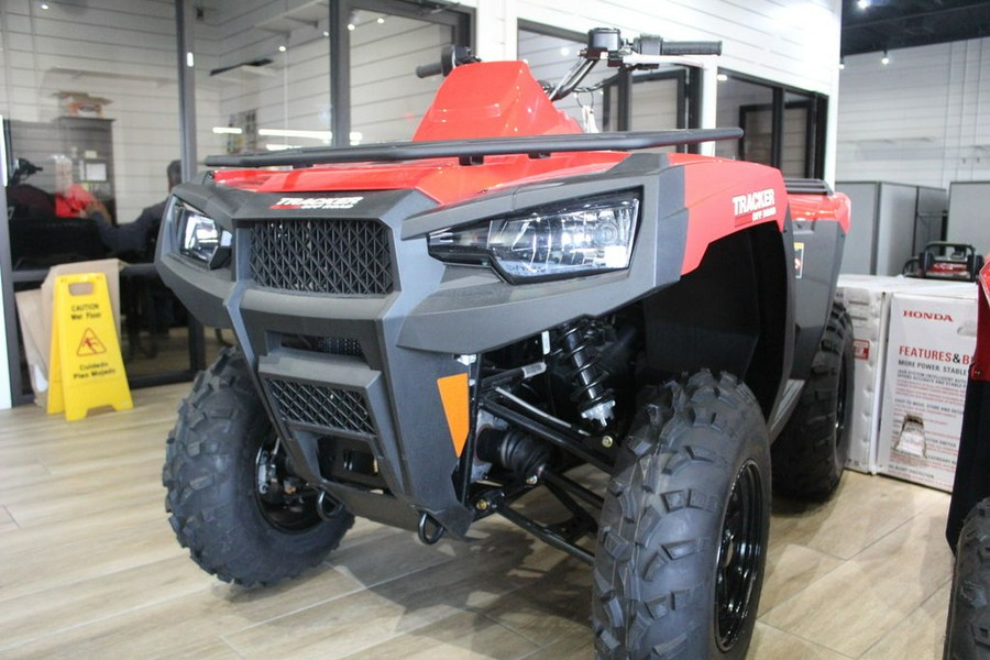 2022 TRACKER® 600 4x4