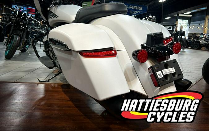 2025 Indian Chieftain PowerPlus Dark Horse 112 Ghost White M