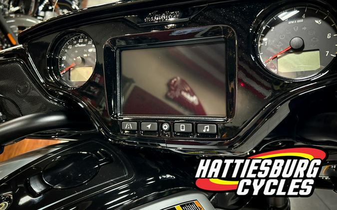 2025 Indian Chieftain PowerPlus Dark Horse 112 Ghost White M