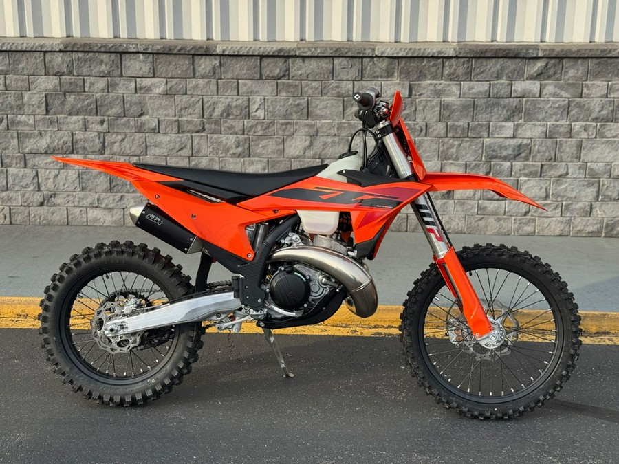 2025 KTM 250 XC