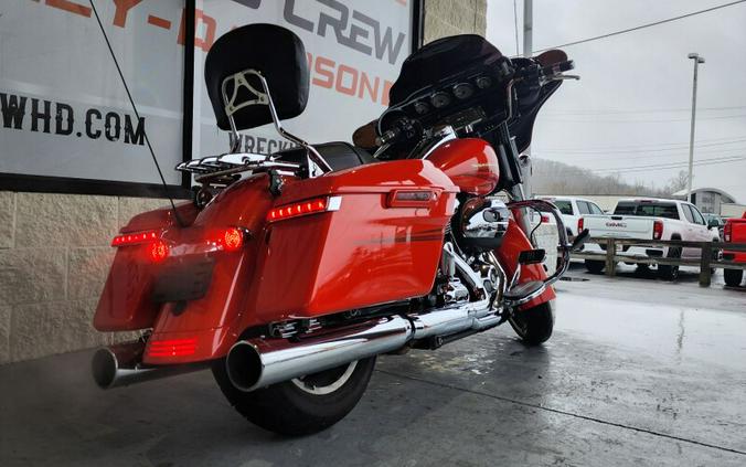 2017 Harley-Davidson Street Glide® Special – Performance Bagger