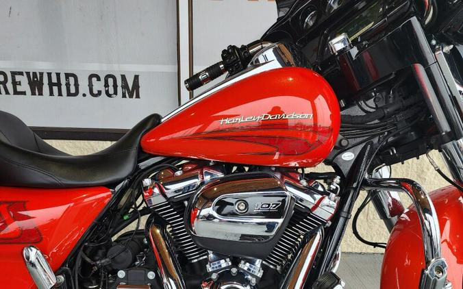 2017 Harley-Davidson Street Glide® Special – Performance Bagger