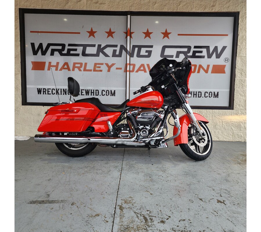 2017 Harley-Davidson Street Glide® Special – Performance Bagger