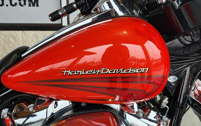 2017 Harley-Davidson Street Glide® Special – Performance Bagger