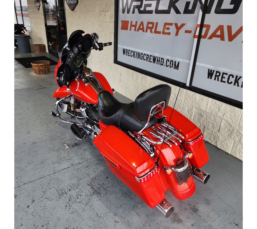 2017 Harley-Davidson Street Glide® Special – Performance Bagger