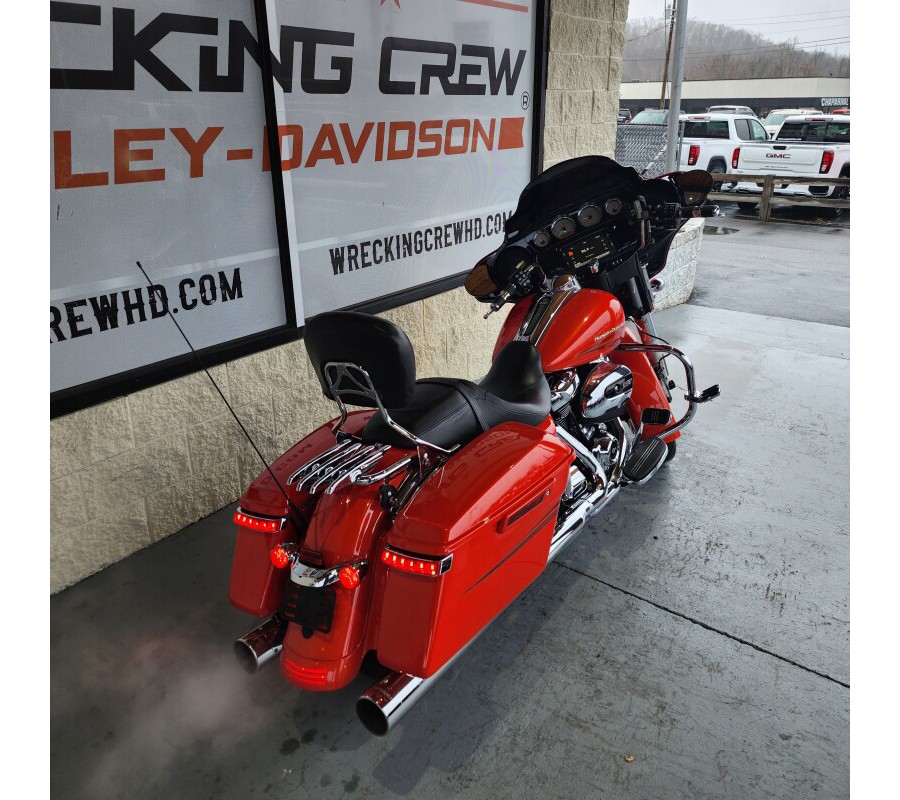 2017 Harley-Davidson Street Glide® Special – Performance Bagger