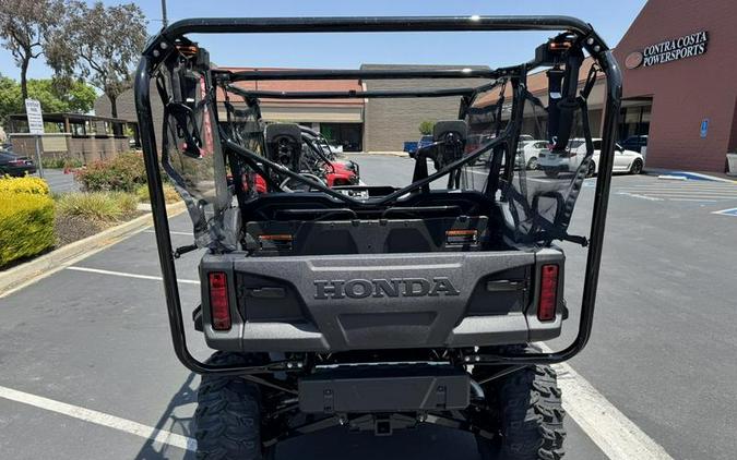 2025 Honda® Pioneer 1000-5 Deluxe