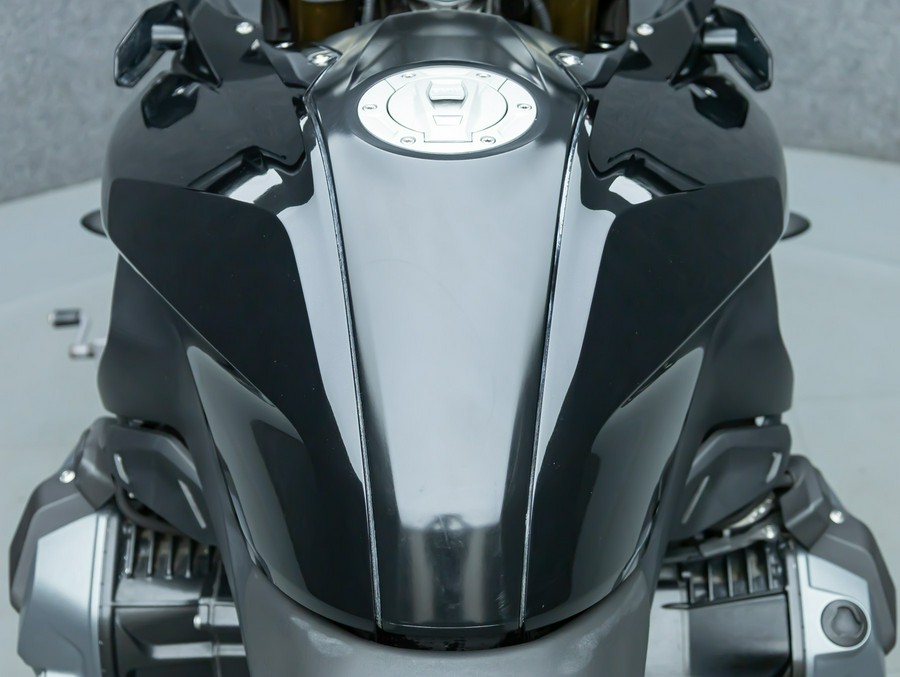2020 BMW R1250RS W/ABS