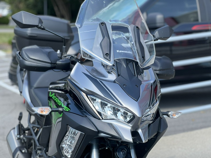 2022 Kawasaki Versys 1000 SE LT+