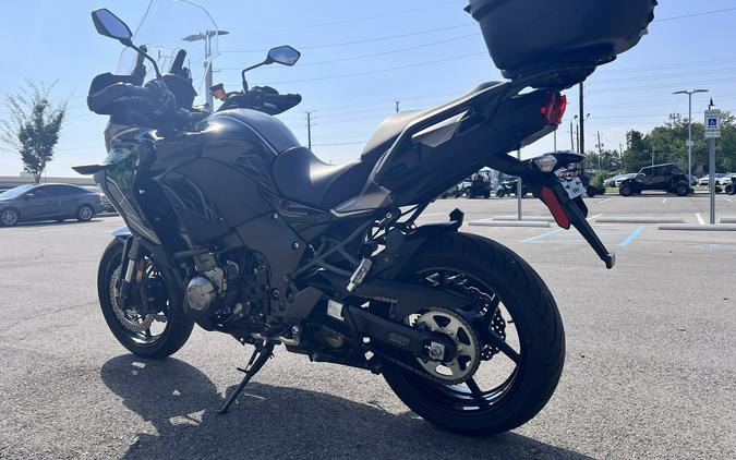 2022 Kawasaki Versys 1000 SE LT+