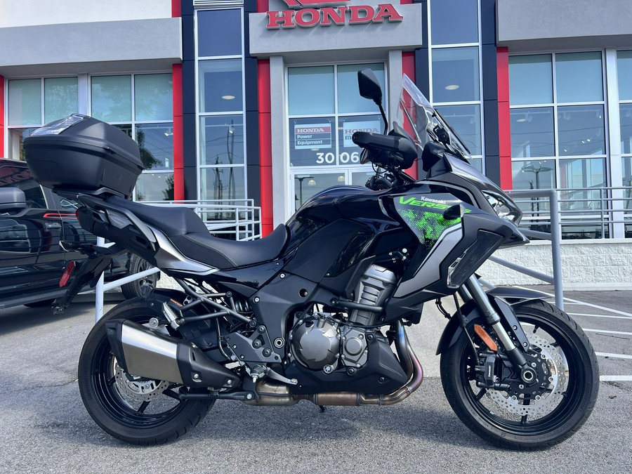 2022 Kawasaki Versys 1000 SE LT+