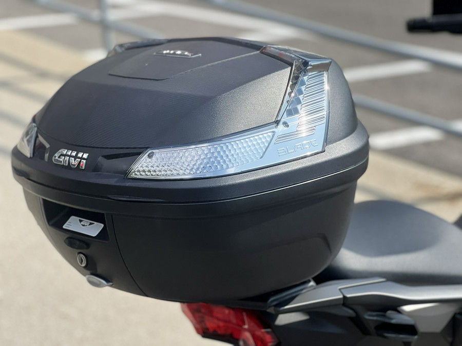 2022 Kawasaki Versys 1000 SE LT+