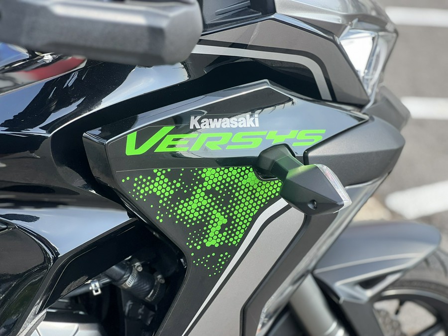 2022 Kawasaki Versys 1000 SE LT+