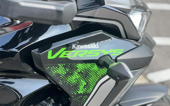 2022 Kawasaki Versys 1000 SE LT+