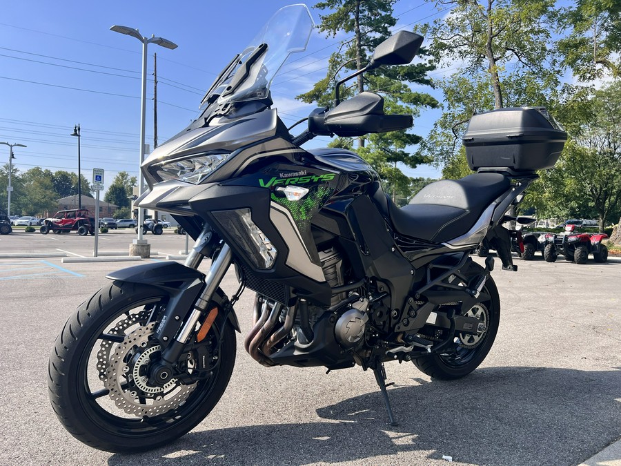 2022 Kawasaki Versys 1000 SE LT+